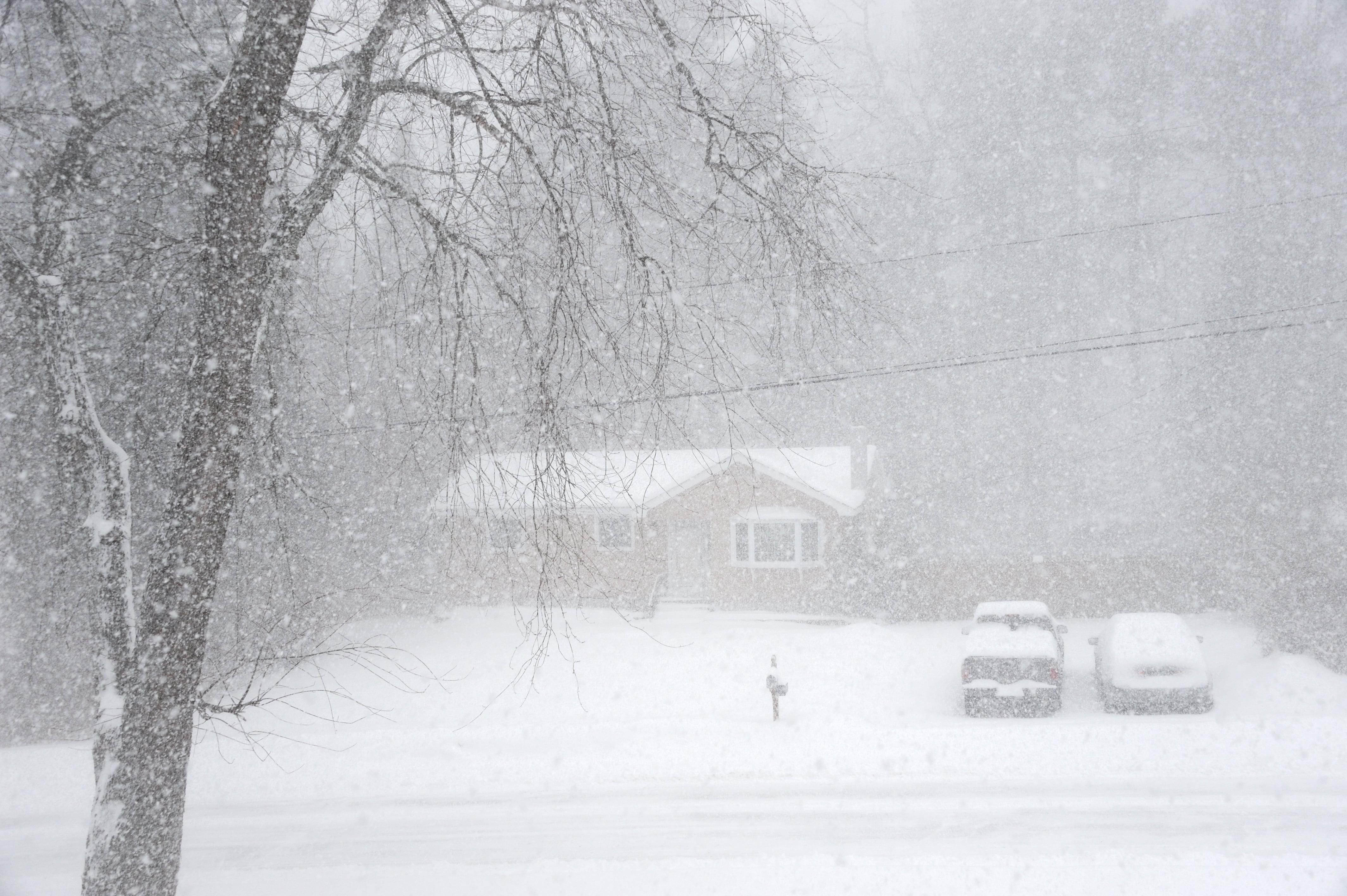 It is snowing.